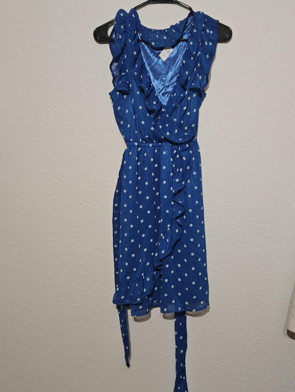 Medium Blue And White Polka Dotted Forever 21 Dress
